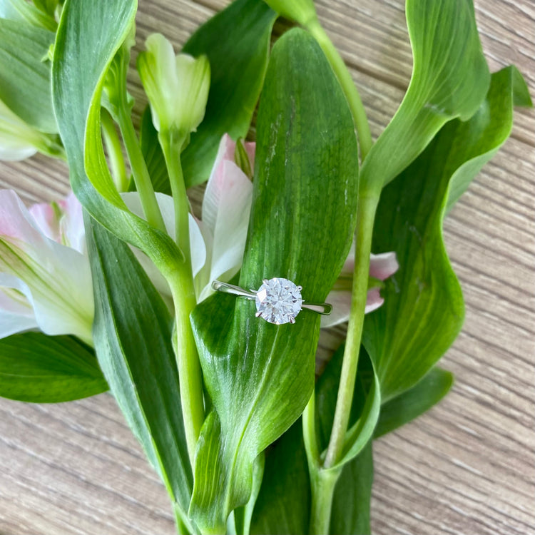 Brilliant Cut Engagement Ring in Platinum 1ct E VS Lab Grown Diamond